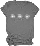 Cultiver des pensées positives t-shirts femmes cadeau de soins personnels plantes de fleurs sauvages T-Shirt