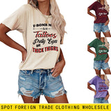 Großes Damen-T-Shirt mit F-Bomb-Mom-Motiv und Tattos