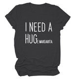 MINIMALISTISCHES T-SHIRT MIT RUNDHALSAUSSCHRIFTZUG „I NEED A HUG“ MIT KURZEN ÄRMELN
