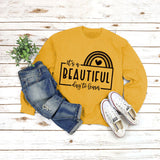 T-Shirt mit Rundhalsausschnitt und Buchstaben „It's A BEAUTIFUL“ Aufdruck