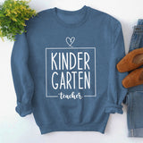 Rundhals-Oberteil, langärmelig, lockeres Sweatshirt mit KINDER GARTEN-Print