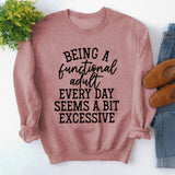 Ein funktionelles Rundhalsoberteil mit langen Ärmeln und lockerem Sweatshirt