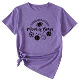 Surrounded By Balls Mom T-Shirt mit Basketball-Muster, Rundhalsausschnitt, kurzärmelig
